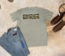 Load image into Gallery viewer, Old South Retro Camo Short Sleeve - NEW
