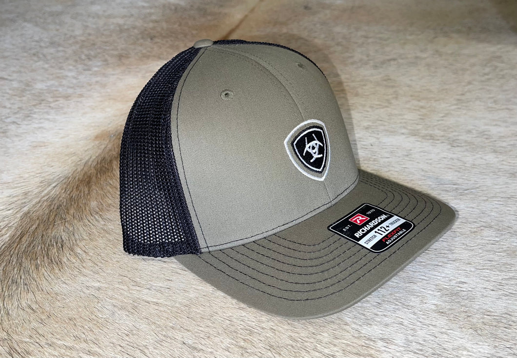 NEW - Green Ariat Snapback Richardson 112+