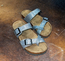 Load image into Gallery viewer, Little Girl Glitter Outwood Sandals
